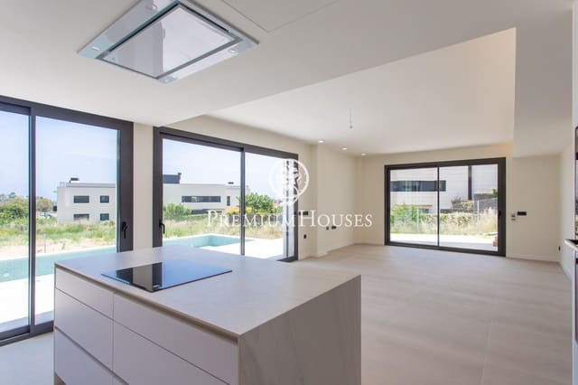 4 soverom Villa til salgs i Teià med svømmebasseng garasje - € 1 100 000 (Ref: 9205023)