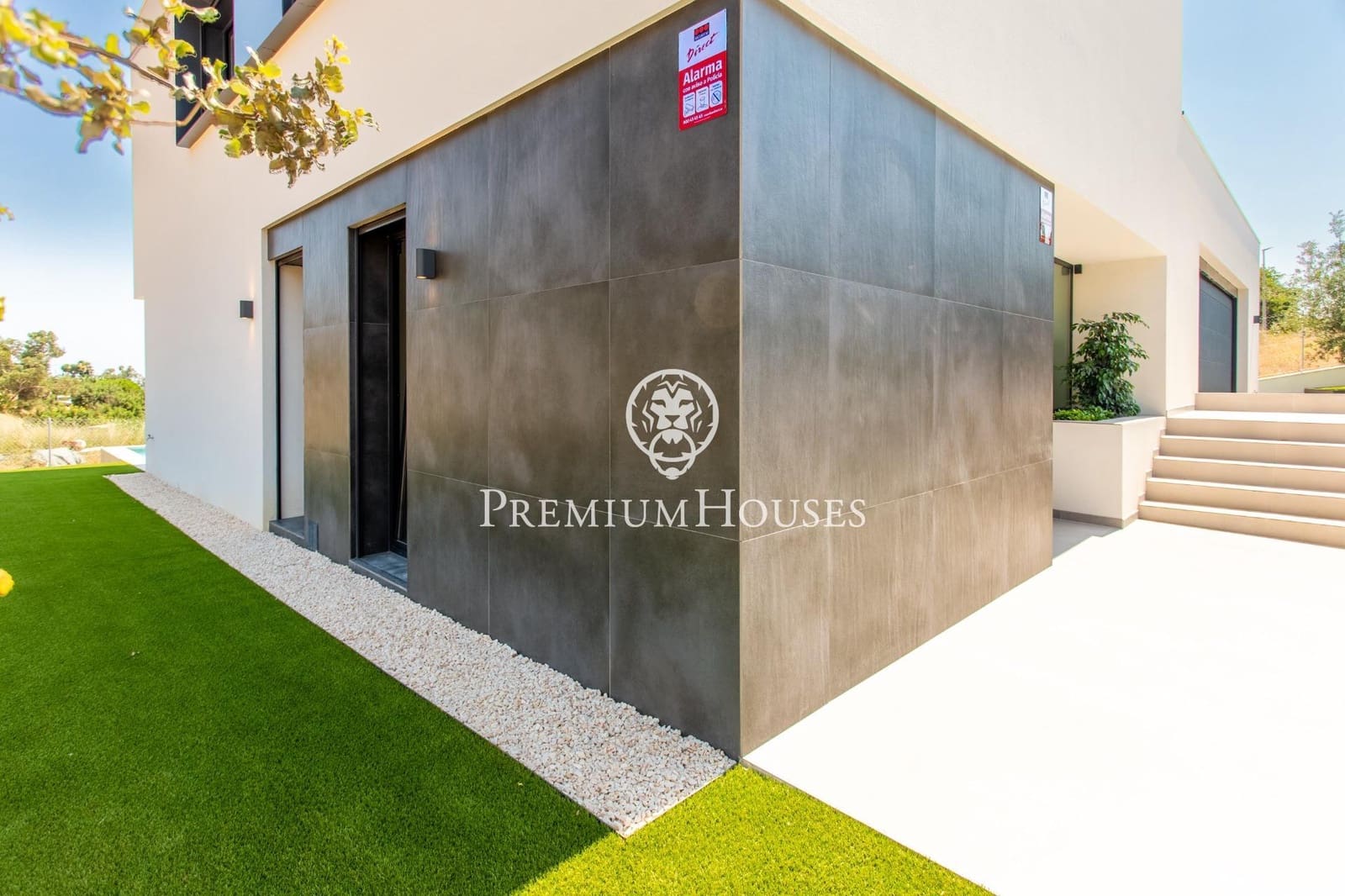 4 soveværelse Villa til salg i Teia med swimmingpool garage - € 1.100.000 (Ref: 9205023)