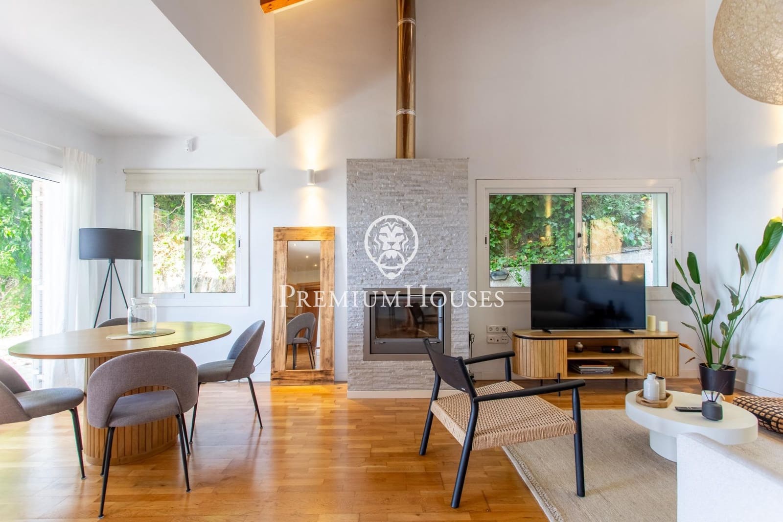 4 quarto Moradia para venda em Sant Cebria de Vallalta com piscina - 498 000 € (Ref: 9205025)