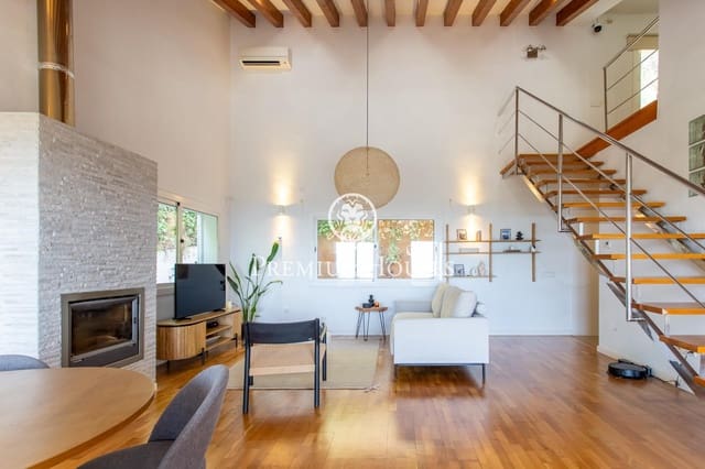 4 quarto Moradia para venda em Sant Cebrià de Vallalta com piscina - 498 000 € (Ref: 9205025)