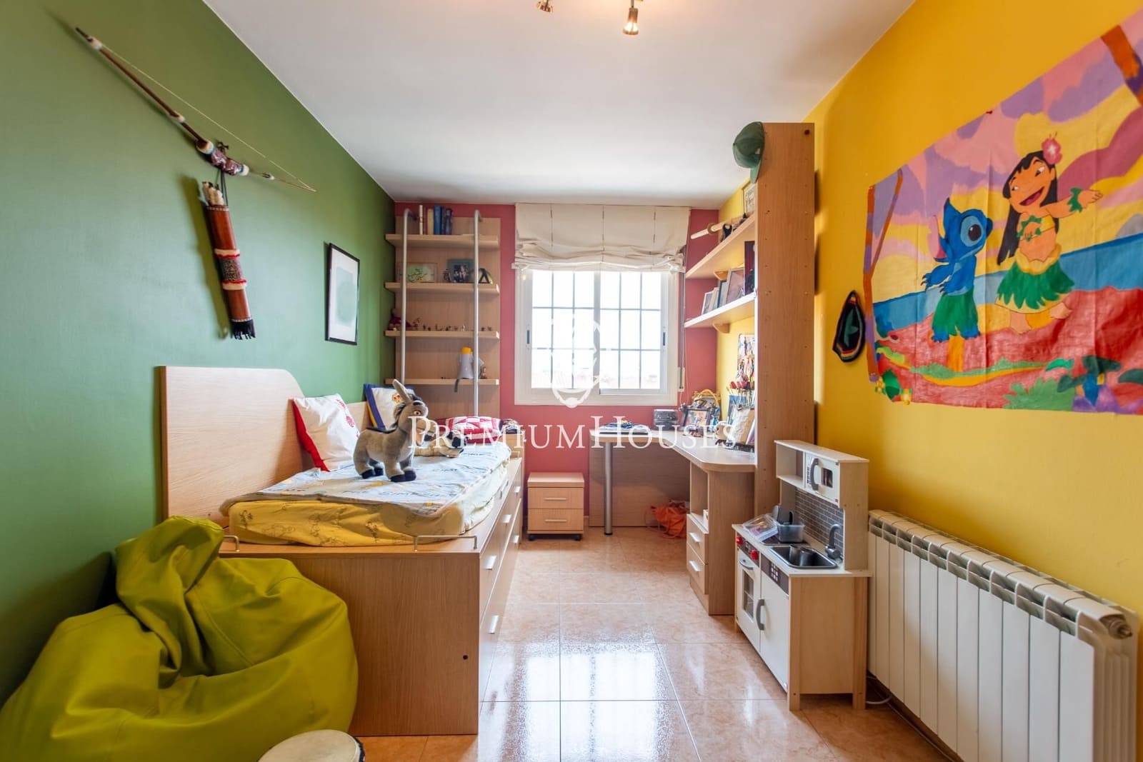 3 soveværelse Byhus til salg i Mataro med garage - € 565.000 (Ref: 9205026)