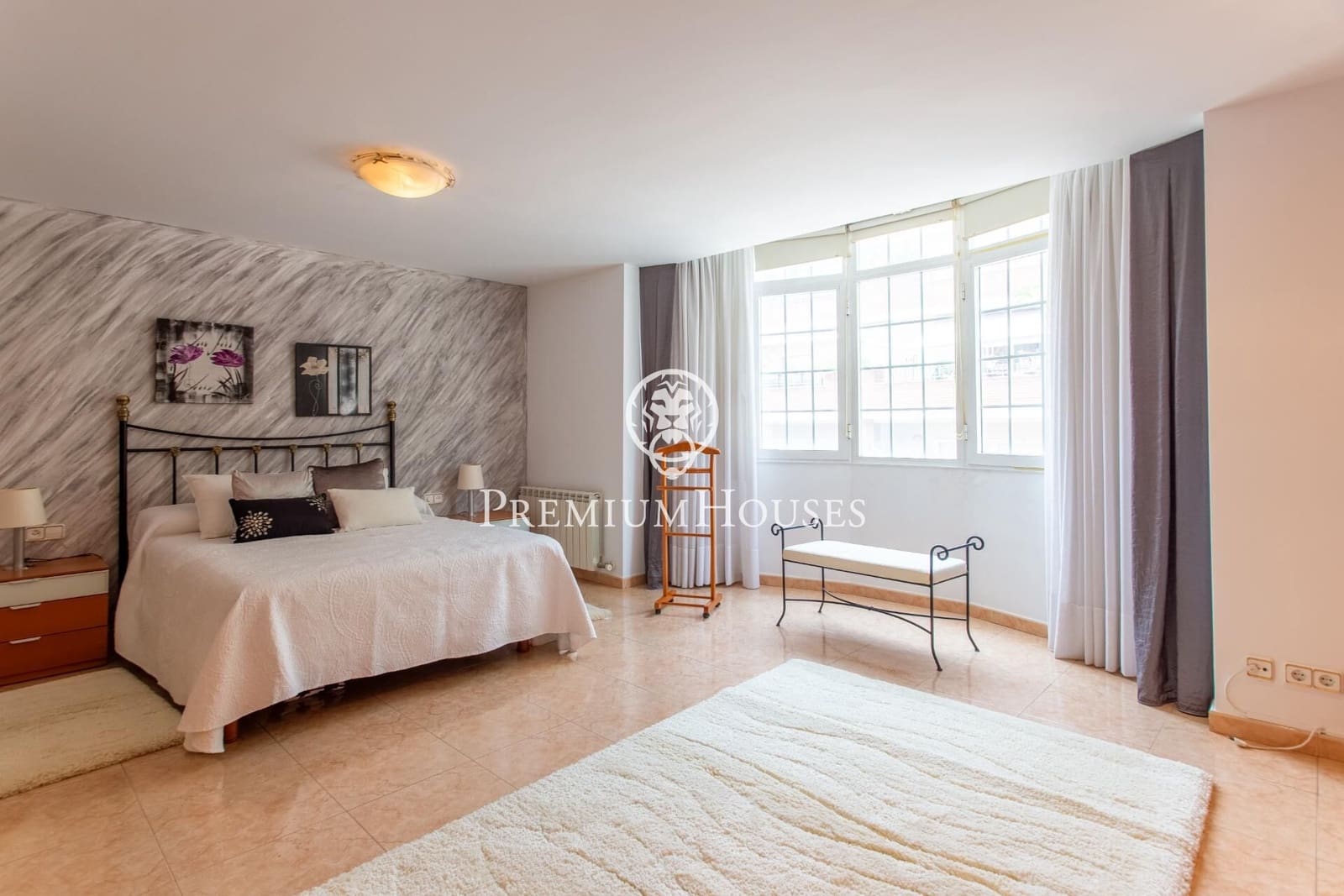 3 soveværelse Byhus til salg i Mataro med garage - € 565.000 (Ref: 9205026)