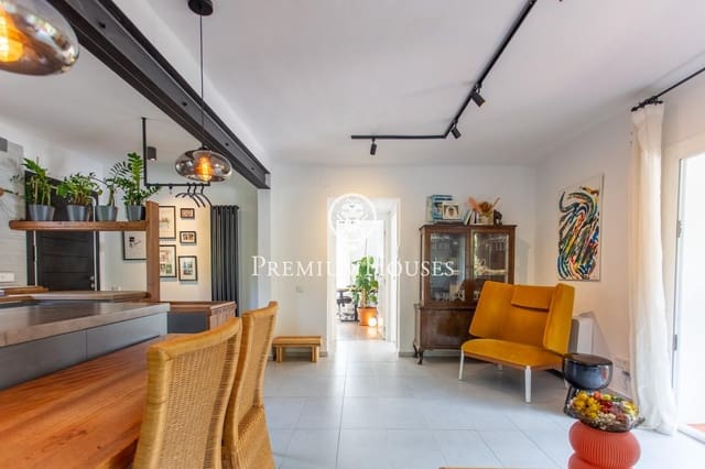 3 soverom Villa til leie i Sant Cebrià de Vallalta med svømmebasseng - € 2 500 (Ref: 9205027)