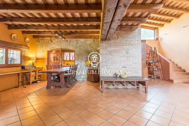 4 chambre Finca/Maison de Campagne à vendre à Campins - 780 000 € (Ref: 9205029)