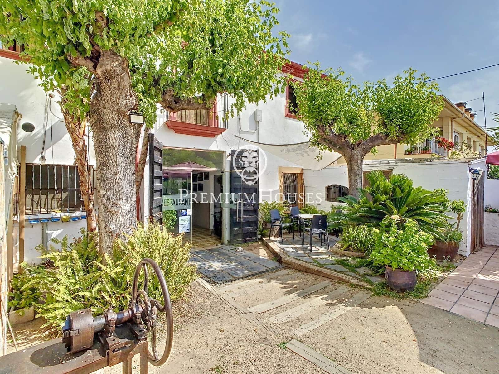 5 slaapkamer Huis te koop in Alella met garage - € 700.000 (Ref: 9205038)