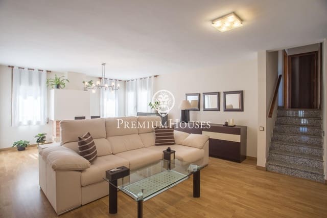 6 Zimmer Villa zu verkaufen in Alella mit Garage - 995.000 € (Ref: 9205040)
