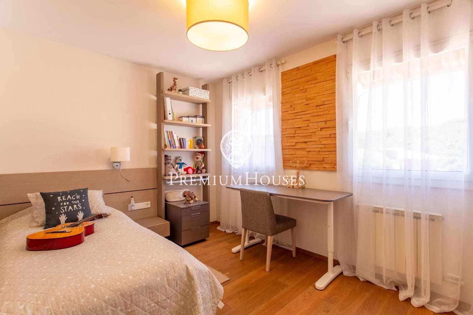 5 soveværelse Byhus til salg i Sant Andreu de Llavaneres med swimmingpool - € 820.000 (Ref: 9205045)