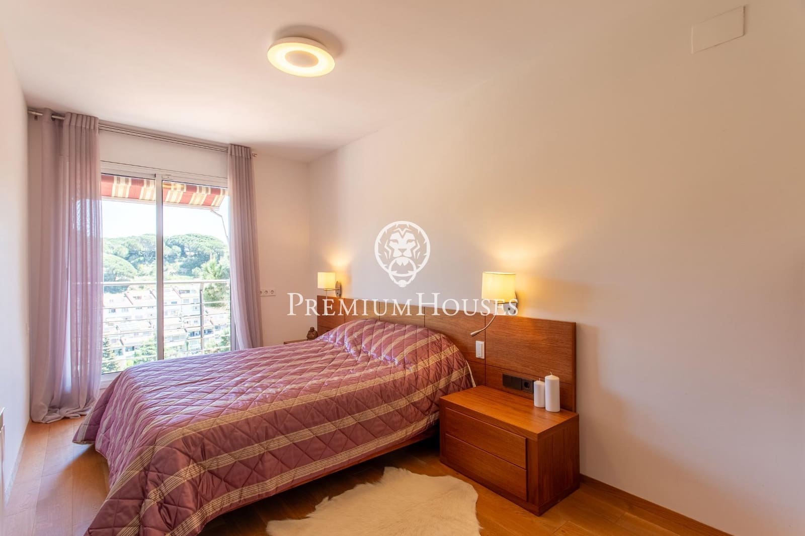 5 soveværelse Byhus til salg i Sant Andreu de Llavaneres med swimmingpool - € 820.000 (Ref: 9205045)