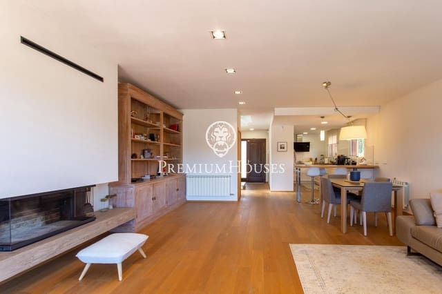 5 camera da letto Casa in vendita in Sant Andreu de Llavaneres con piscina - 820.000 € (Rif: 9205045)