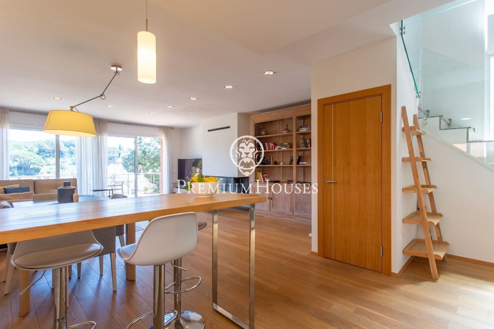 5 sypialnia Dom na sprzedaż w Sant Andreu de Llavaneres z basenem - 820 000 € (Ref: 9205045)