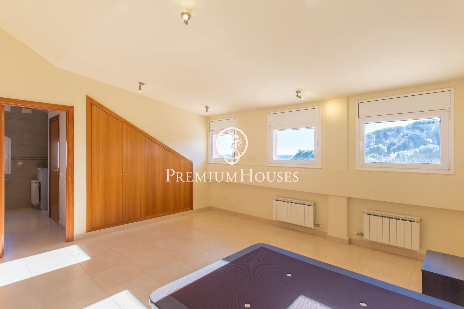 4 sypialnia Willa na sprzedaż w Arenys de Mar z basenem garażem - 1 095 000 € (Ref: 9205046)