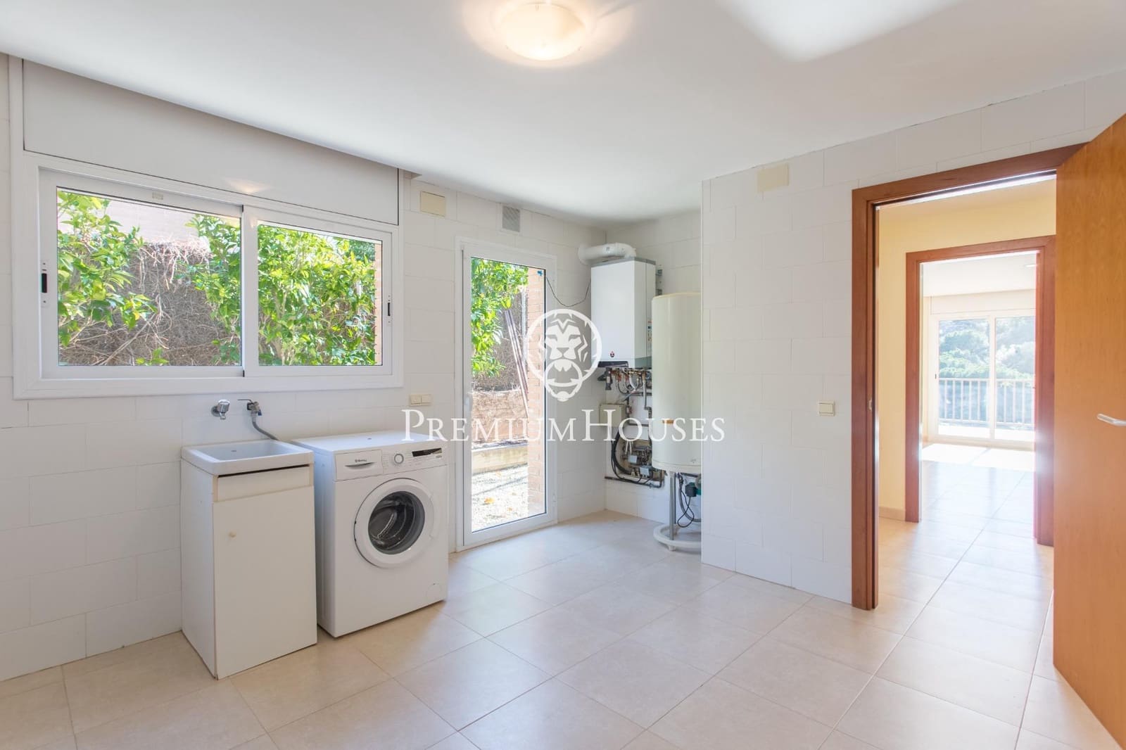 4 sypialnia Willa na sprzedaż w Arenys de Mar z basenem garażem - 1 095 000 € (Ref: 9205046)