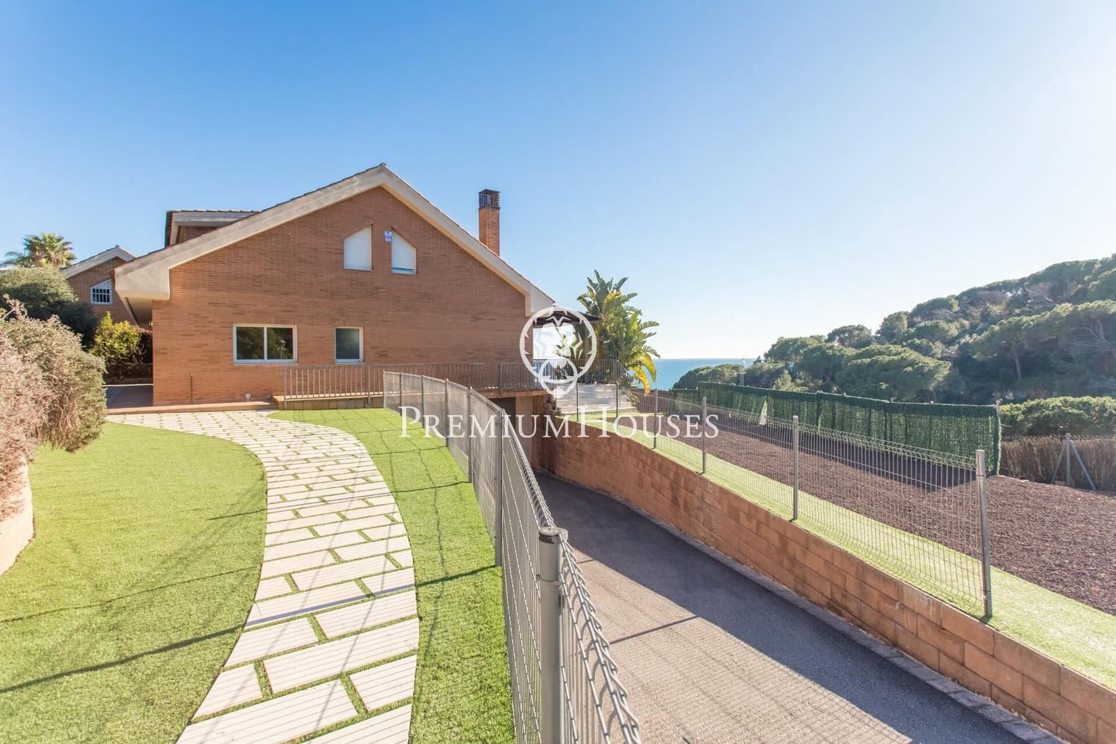 4 sypialnia Willa na sprzedaż w Arenys de Mar z basenem garażem - 1 095 000 € (Ref: 9205046)