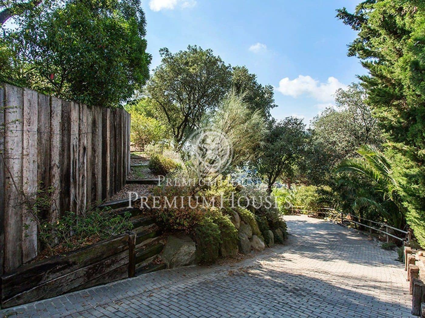 4 chambre Finca/Maison de Campagne à vendre à Cabrera de Mar avec piscine garage - 1 050 000 € (Ref: 9205047)