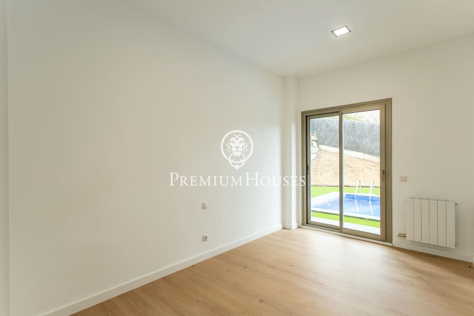 4 soveværelse Villa til salg i Alella med garage - € 990.000 (Ref: 9205048)