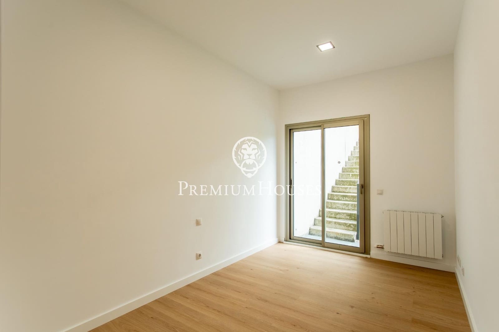 4 soveværelse Villa til salg i Alella med garage - € 990.000 (Ref: 9205048)