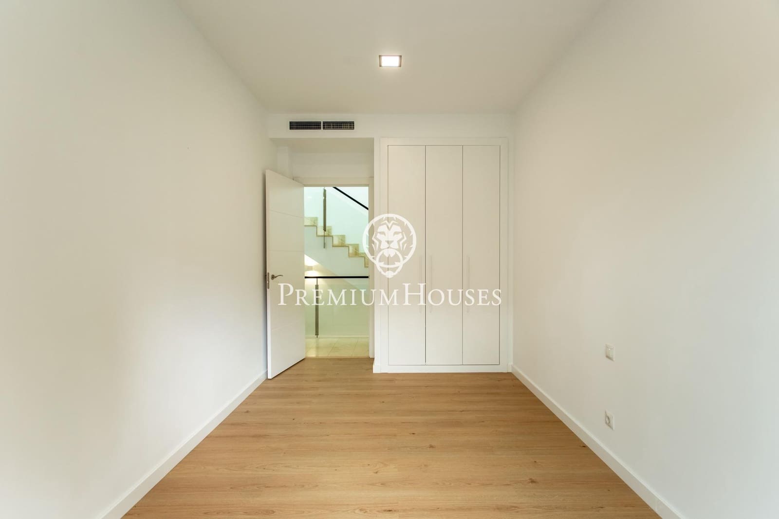 4 soveværelse Villa til salg i Alella med garage - € 990.000 (Ref: 9205048)