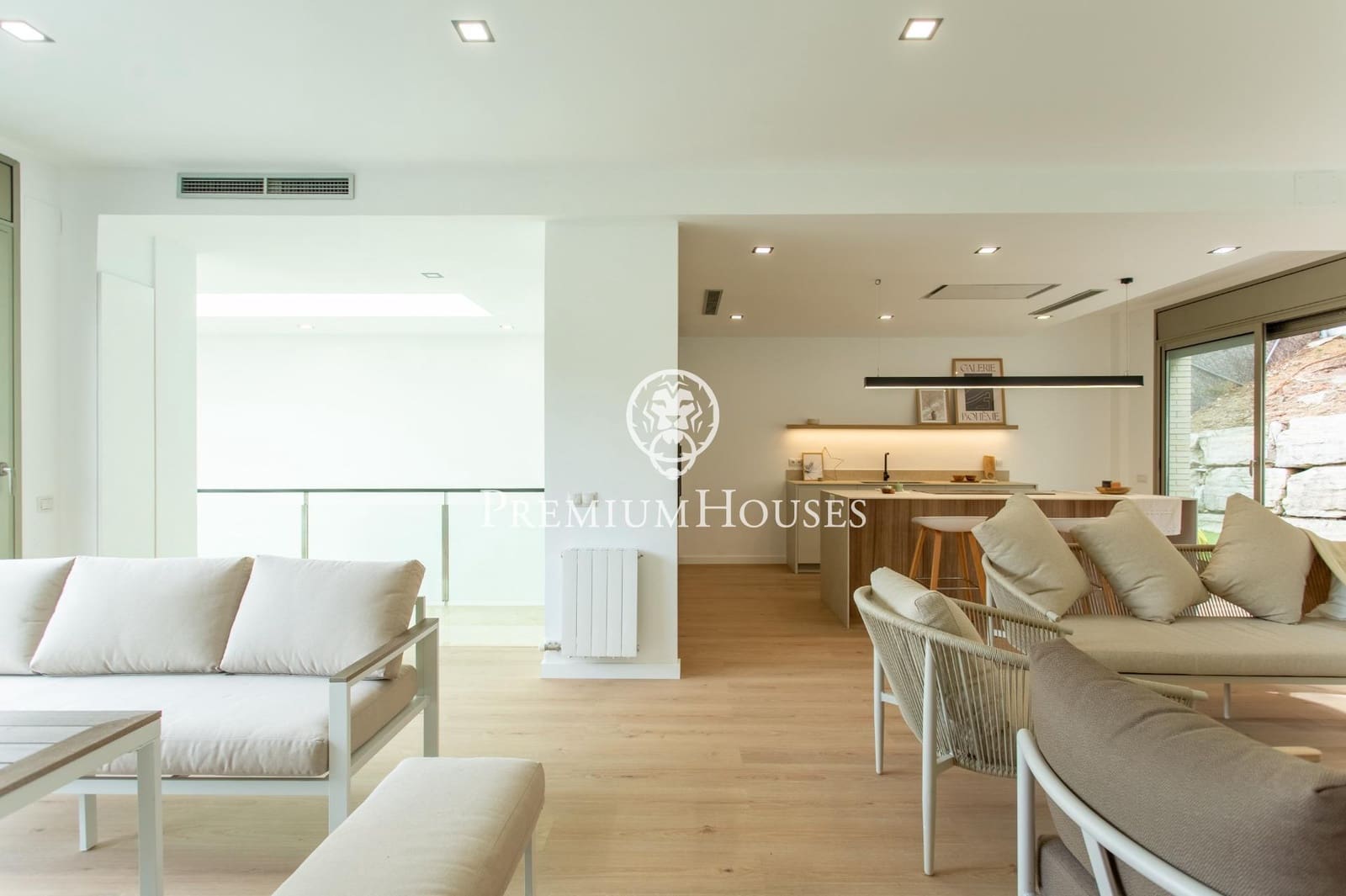 4 soveværelse Villa til salg i Alella med garage - € 990.000 (Ref: 9205048)