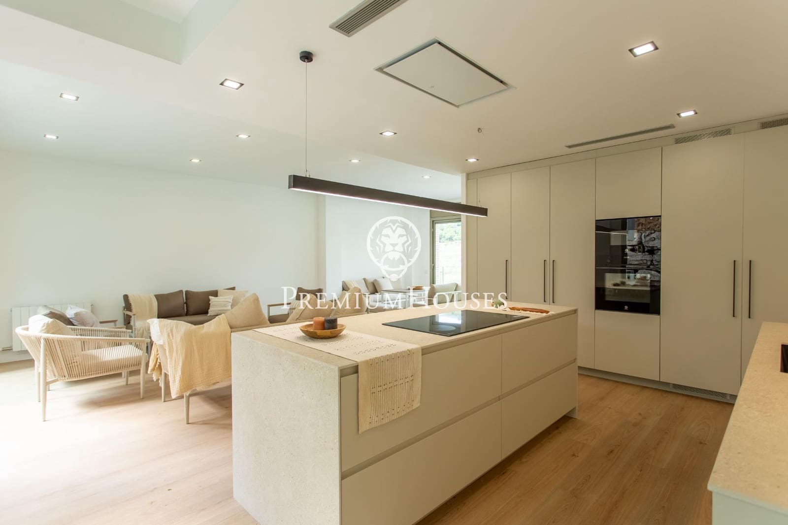 4 soveværelse Villa til salg i Alella med garage - € 990.000 (Ref: 9205048)