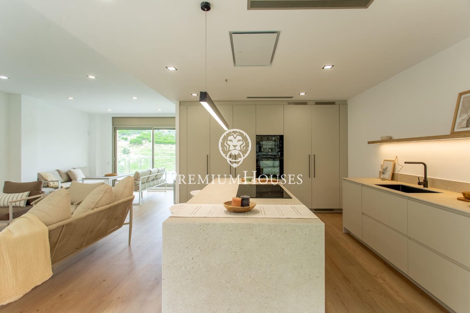 4 soveværelse Villa til salg i Alella med garage - € 990.000 (Ref: 9205048)