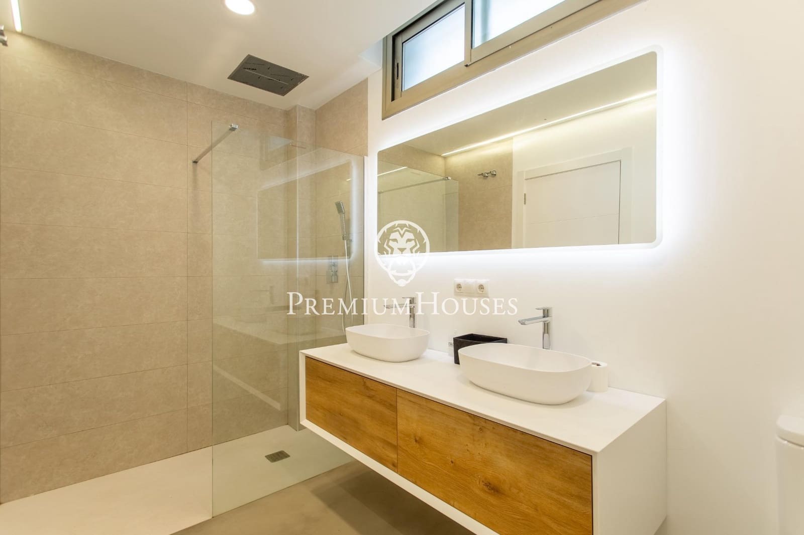 4 soveværelse Villa til salg i Alella med garage - € 990.000 (Ref: 9205048)