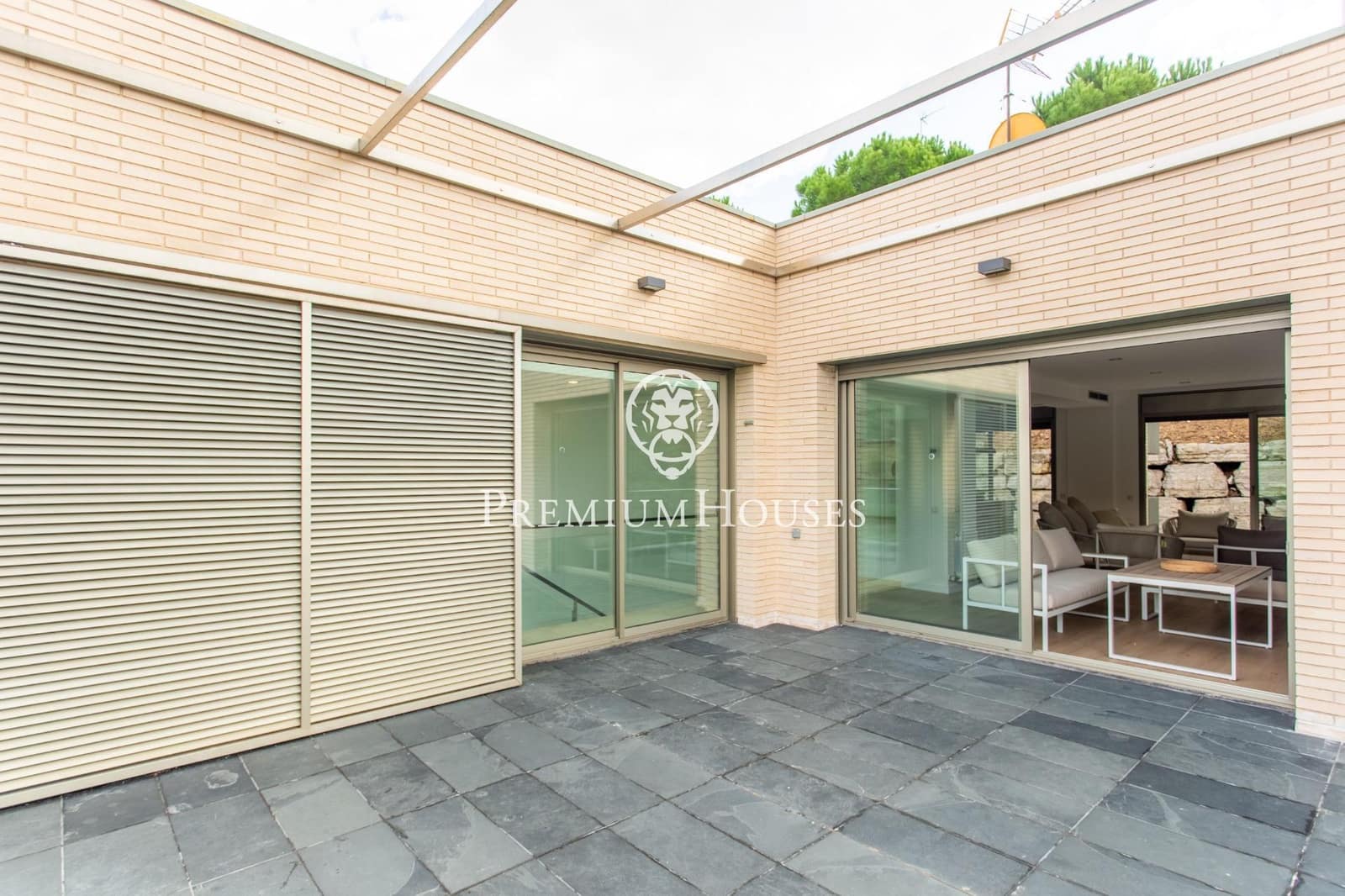 4 soveværelse Villa til salg i Alella med garage - € 990.000 (Ref: 9205048)