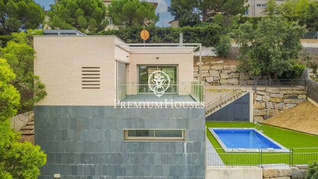 4 soveværelse Villa til salg i Alella med garage - € 990.000 (Ref: 9205048)