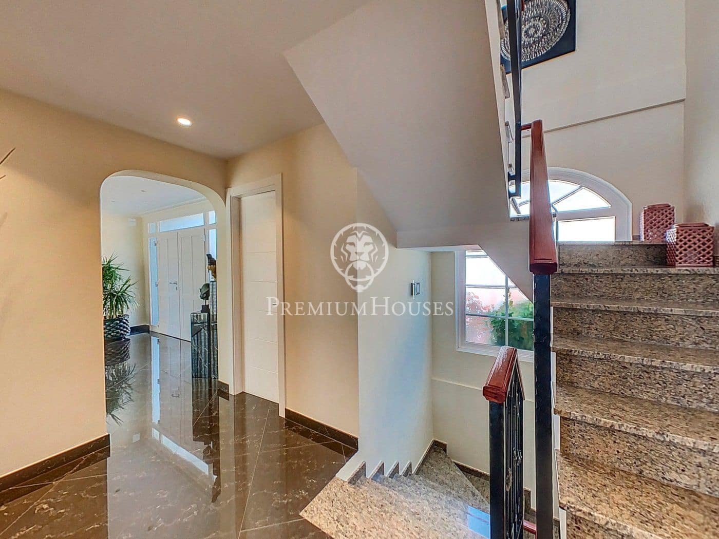 5 chambre Villa/Maison à vendre à Sant Andreu de Llavaneres avec piscine garage - 1 650 000 € (Ref: 9205049)