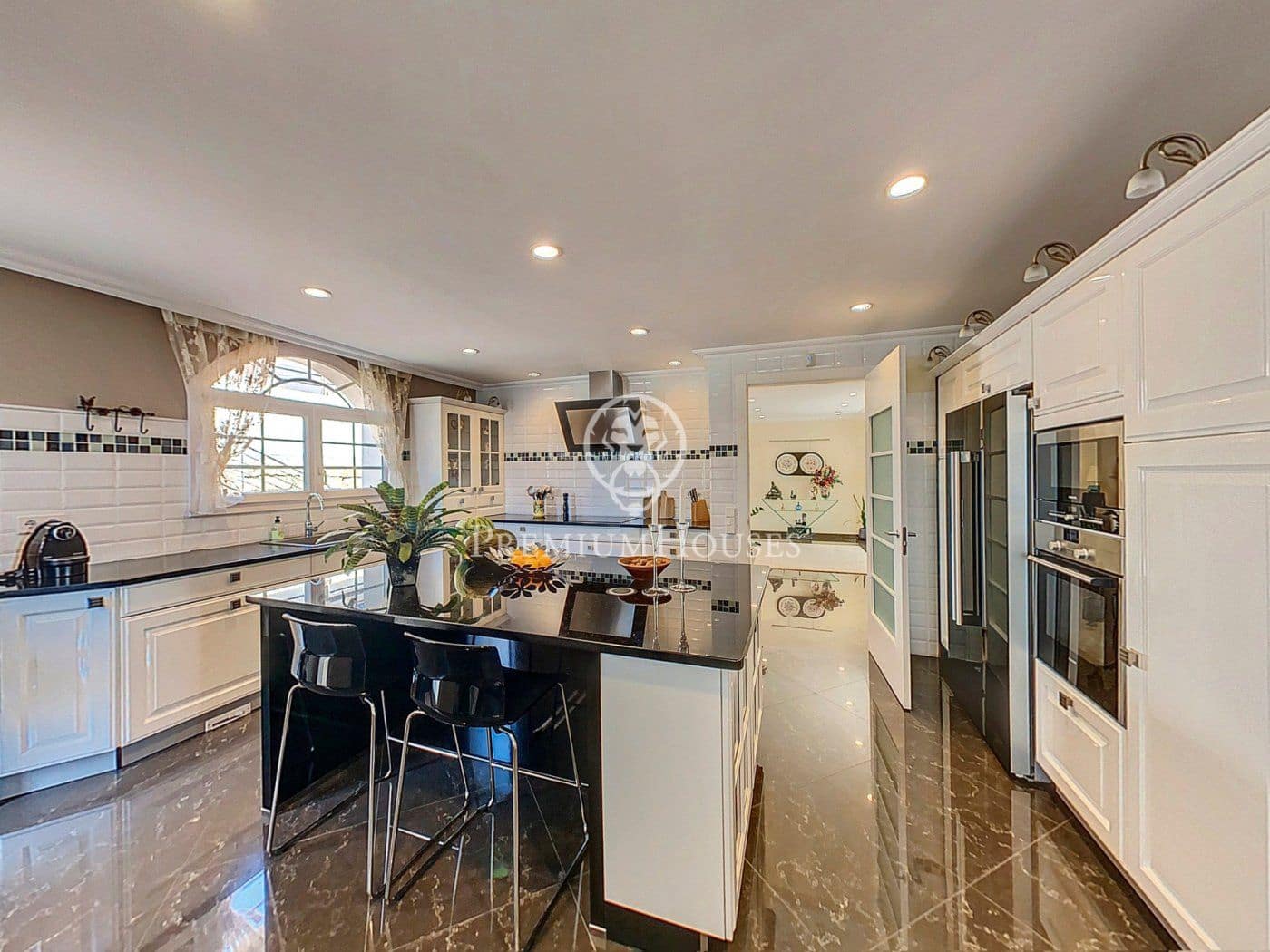 5 chambre Villa/Maison à vendre à Sant Andreu de Llavaneres avec piscine garage - 1 650 000 € (Ref: 9205049)