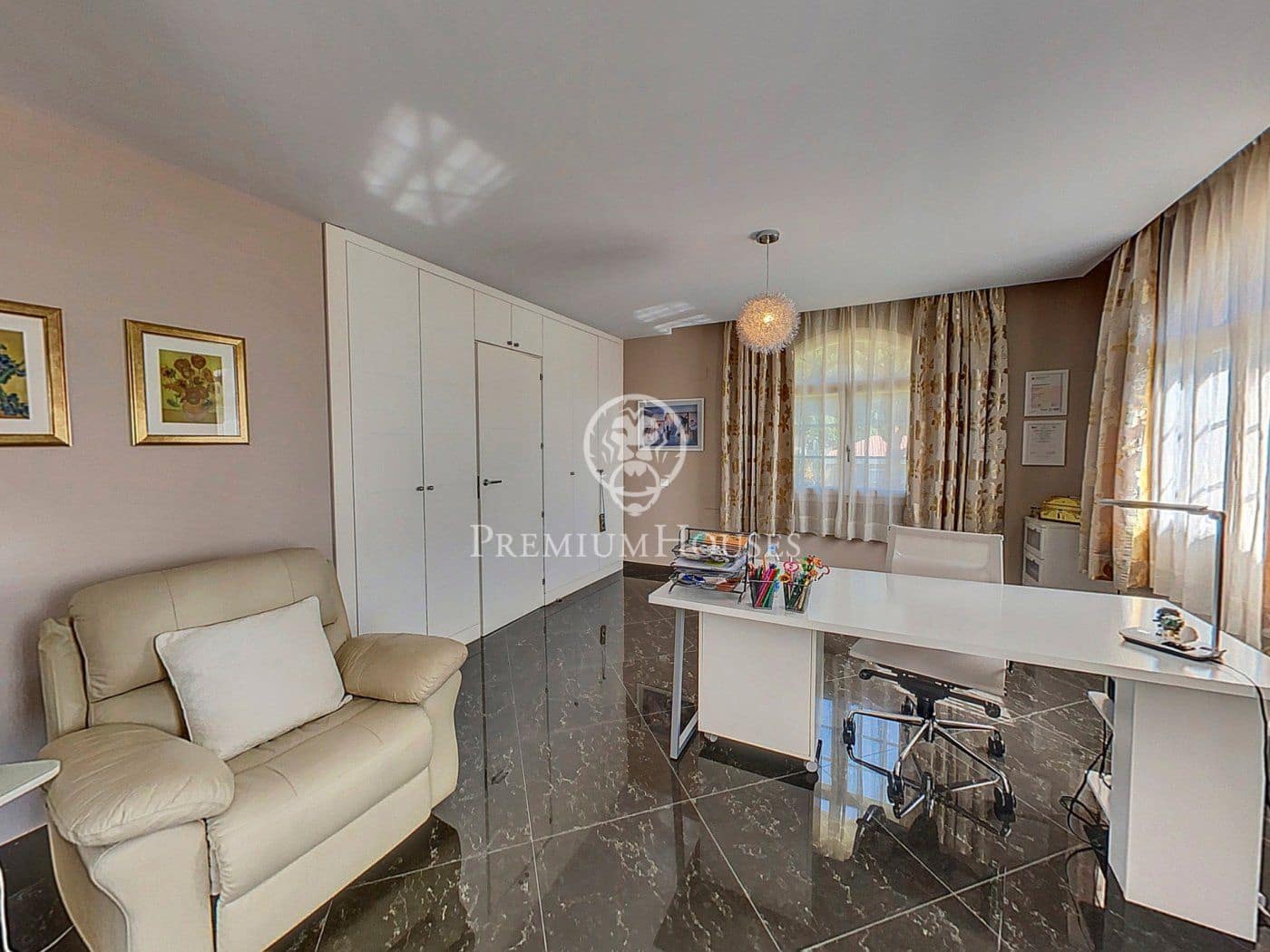 5 chambre Villa/Maison à vendre à Sant Andreu de Llavaneres avec piscine garage - 1 650 000 € (Ref: 9205049)