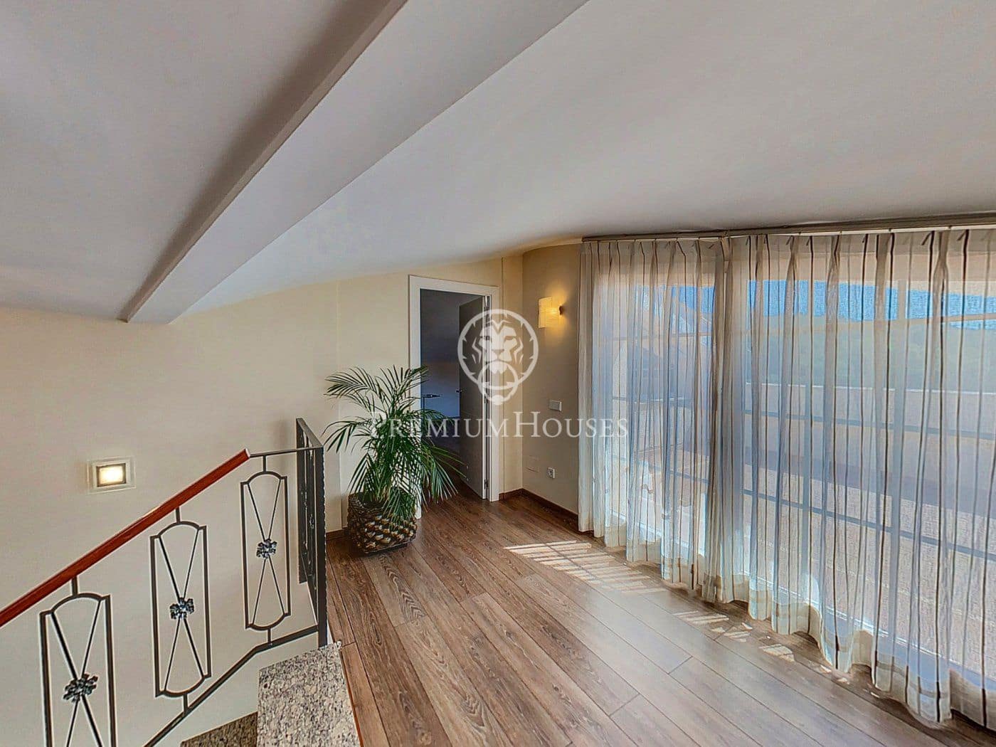 5 chambre Villa/Maison à vendre à Sant Andreu de Llavaneres avec piscine garage - 1 650 000 € (Ref: 9205049)