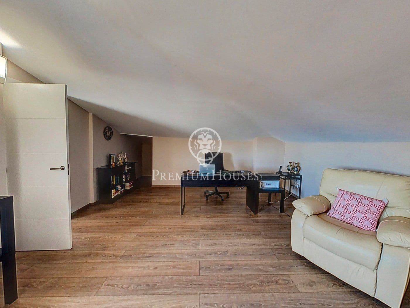 5 chambre Villa/Maison à vendre à Sant Andreu de Llavaneres avec piscine garage - 1 650 000 € (Ref: 9205049)