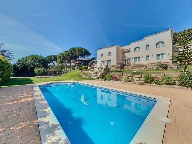 5 chambre Villa/Maison à vendre à Sant Andreu de Llavaneres avec piscine garage - 1 650 000 € (Ref: 9205049)