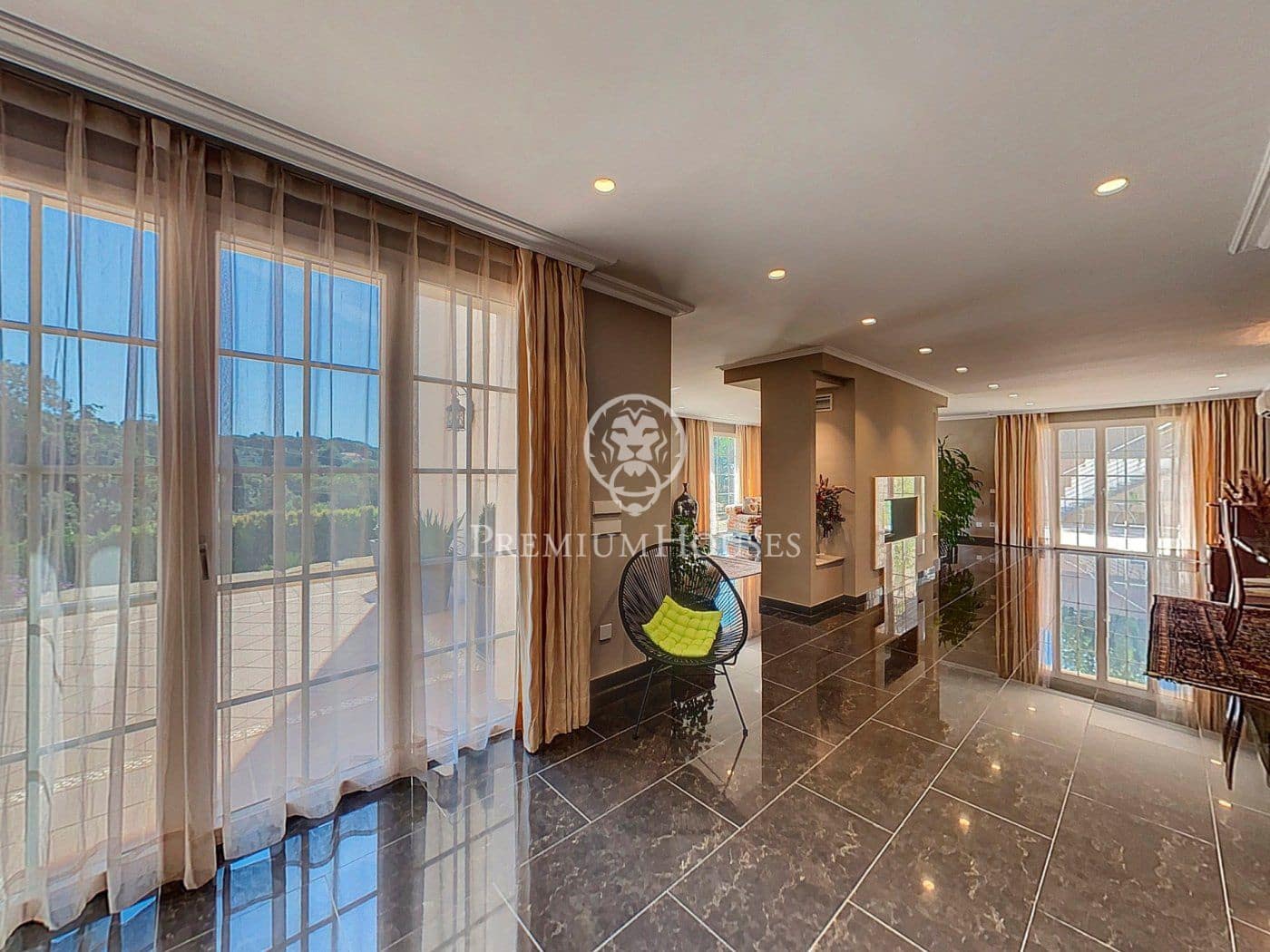 5 chambre Villa/Maison à vendre à Sant Andreu de Llavaneres avec piscine garage - 1 650 000 € (Ref: 9205049)