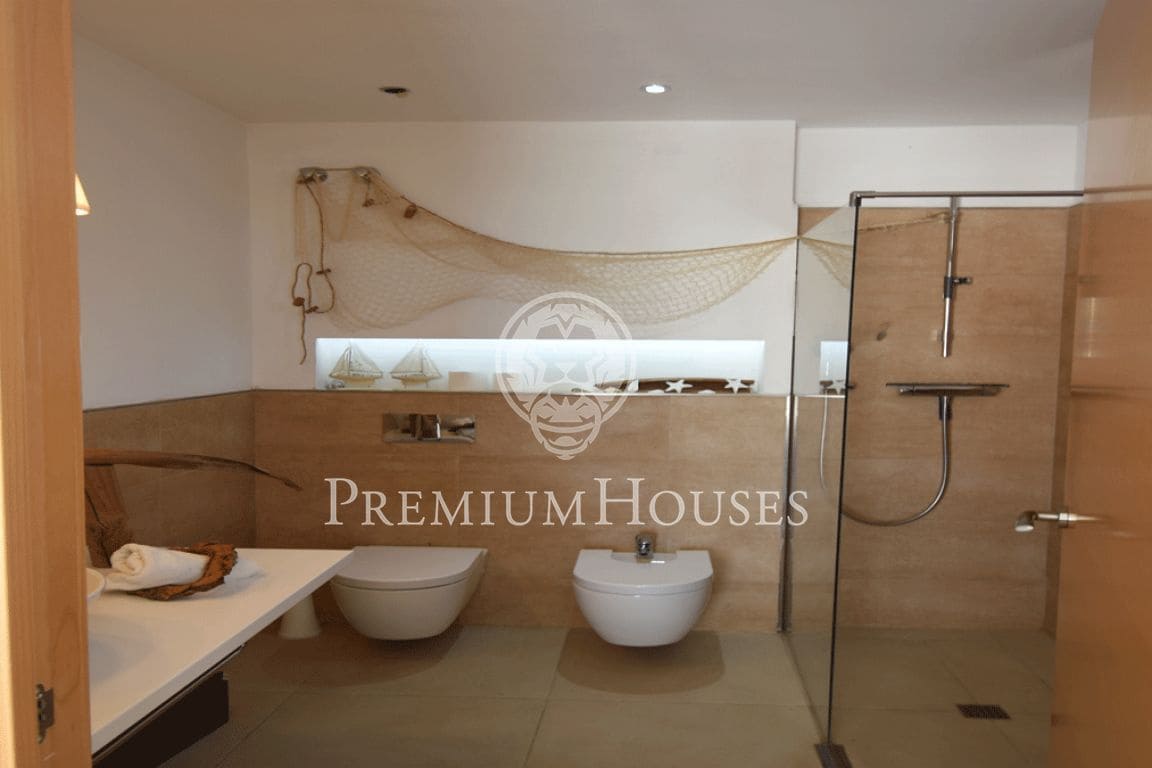 4 bedroom Villa for sale in Sant Cebria de Vallalta with pool garage - € 750,000 (Ref: 9205056)