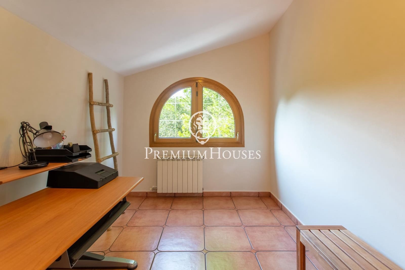 3 bedroom Villa for sale in Argentona with garage - € 895,000 (Ref: 9205058)