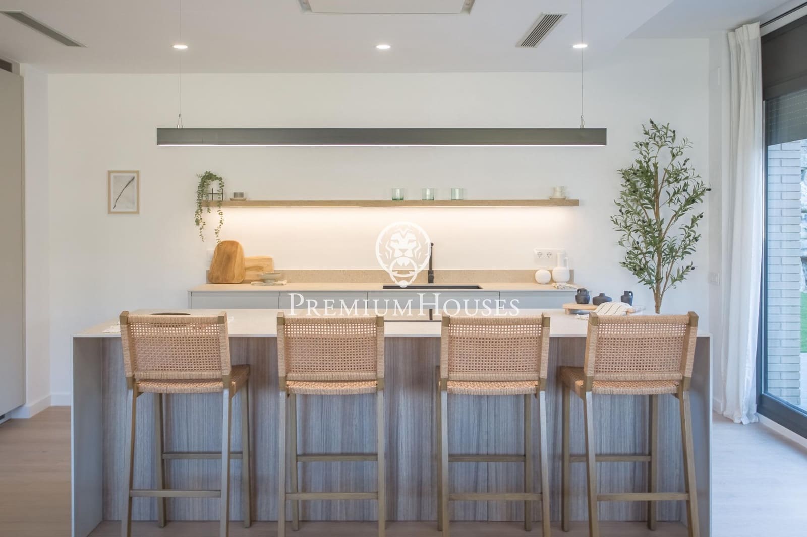 4 soveværelse Villa til salg i Alella med swimmingpool garage - € 1.090.000 (Ref: 9205059)