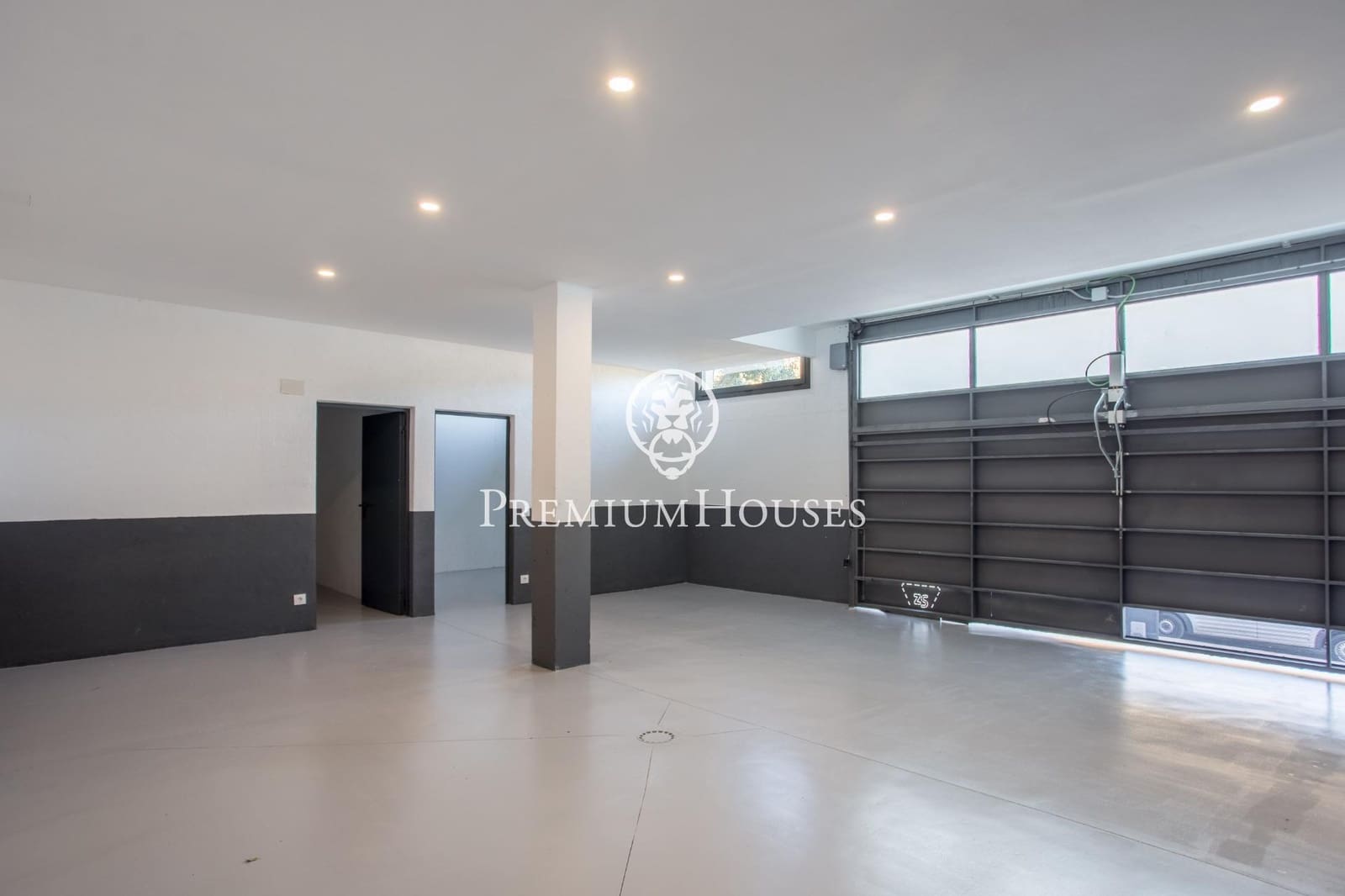 4 soveværelse Villa til salg i Alella med swimmingpool garage - € 1.090.000 (Ref: 9205059)