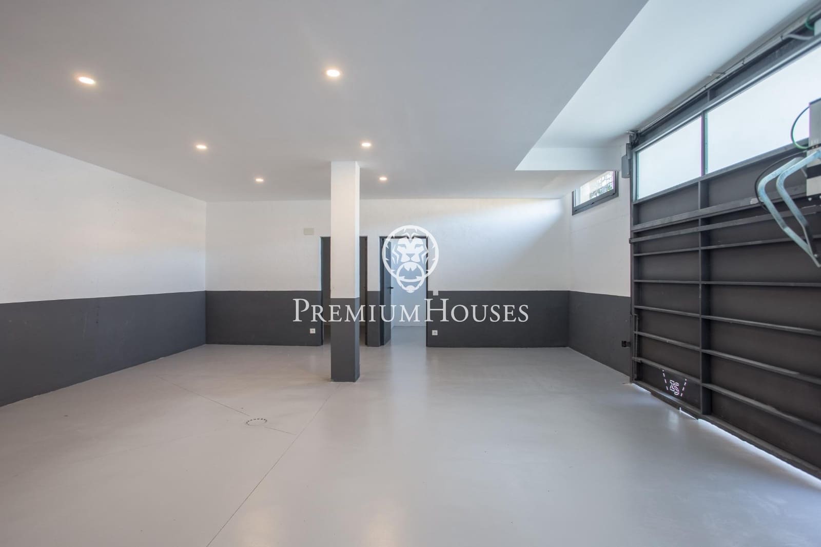 4 soveværelse Villa til salg i Alella med swimmingpool garage - € 1.090.000 (Ref: 9205059)