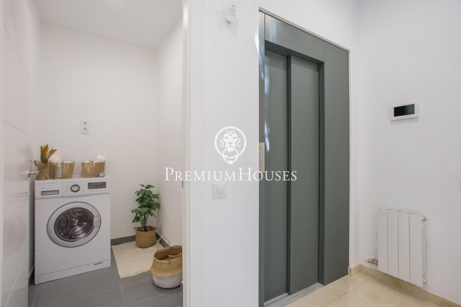 4 soveværelse Villa til salg i Alella med swimmingpool garage - € 1.090.000 (Ref: 9205059)