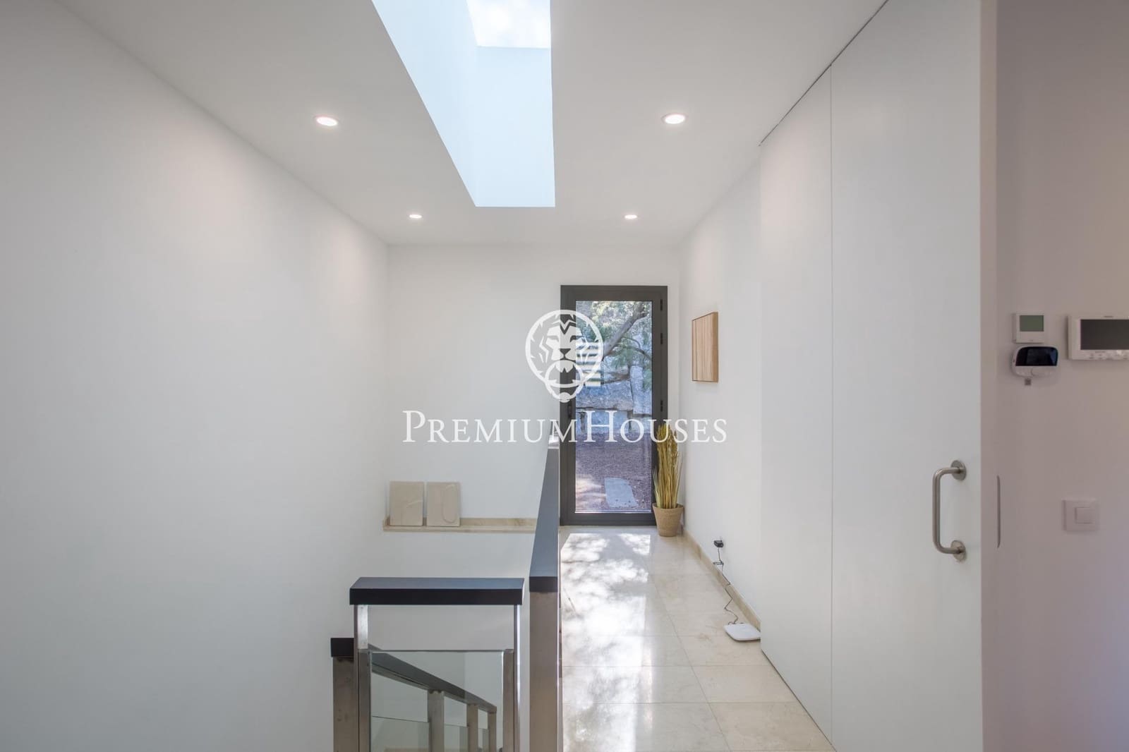 4 soveværelse Villa til salg i Alella med swimmingpool garage - € 1.090.000 (Ref: 9205059)