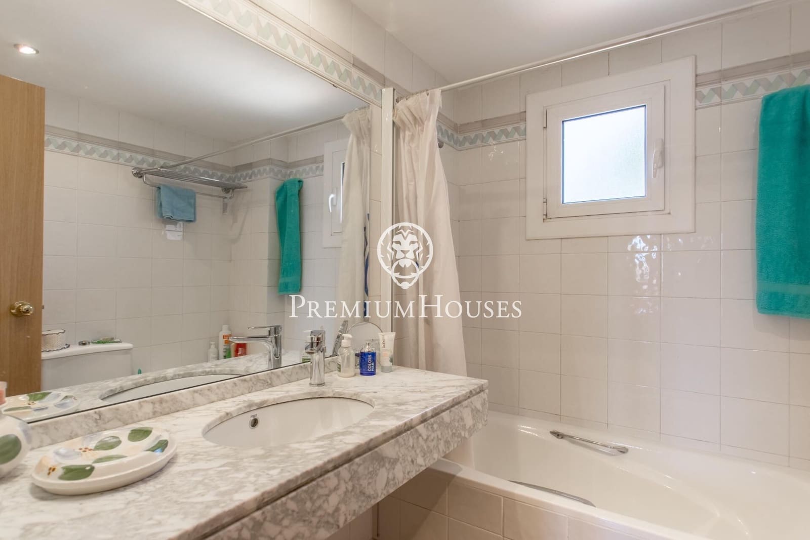 4 sypialnia Dom szeregowy na sprzedaż w Tiana z basenem garażem - 690 000 € (Ref: 9205061)