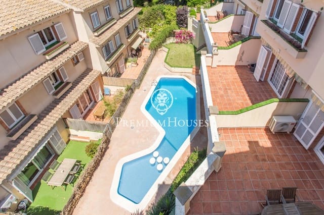 4 bedroom Terraced Villa for sale in Tiana with pool garage - € 690,000 (Ref: 9205061)