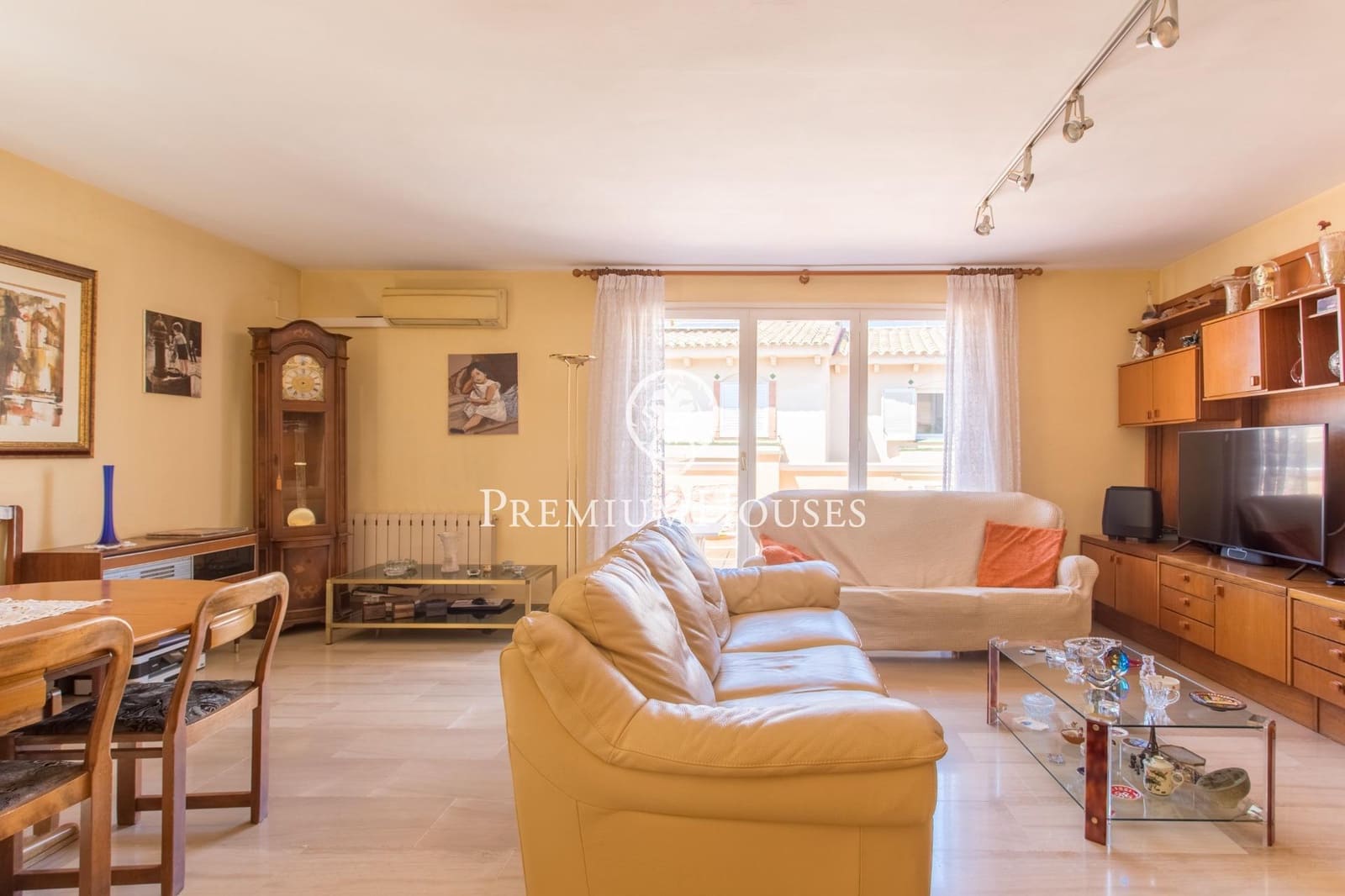 4 sypialnia Dom szeregowy na sprzedaż w Tiana z basenem garażem - 690 000 € (Ref: 9205061)