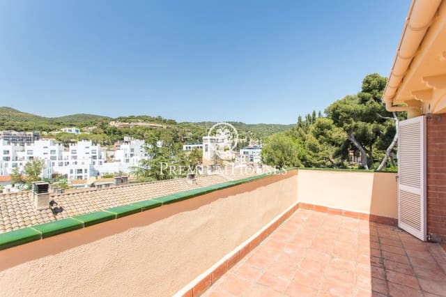4 bedroom Terraced Villa for sale in Tiana with pool garage - € 690,000 (Ref: 9205061)