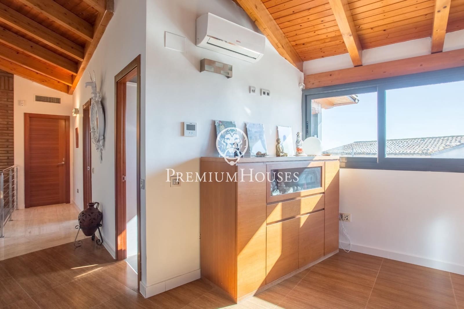 5 bedroom Villa for sale in Arenys de Mar with pool garage - € 825,000 (Ref: 9205064)