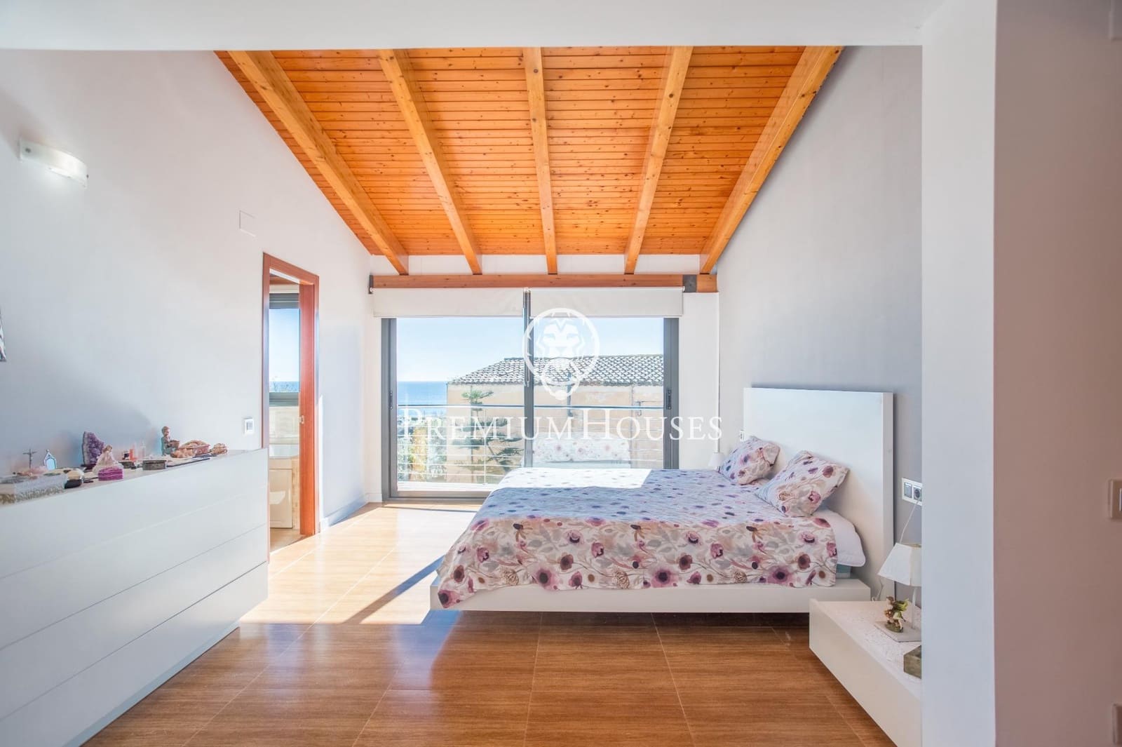 5 bedroom Villa for sale in Arenys de Mar with pool garage - € 825,000 (Ref: 9205064)