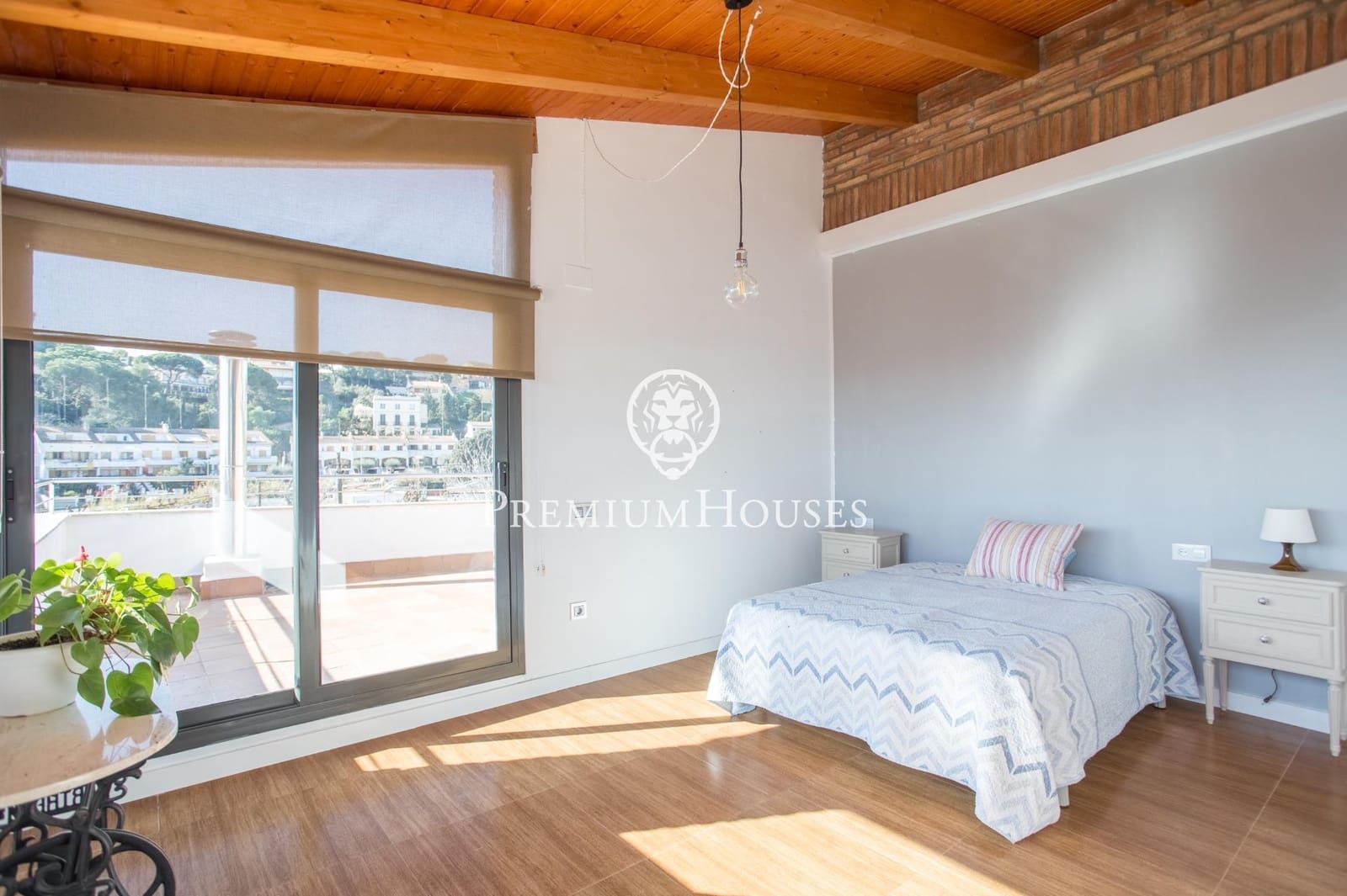 5 bedroom Villa for sale in Arenys de Mar with pool garage - € 825,000 (Ref: 9205064)