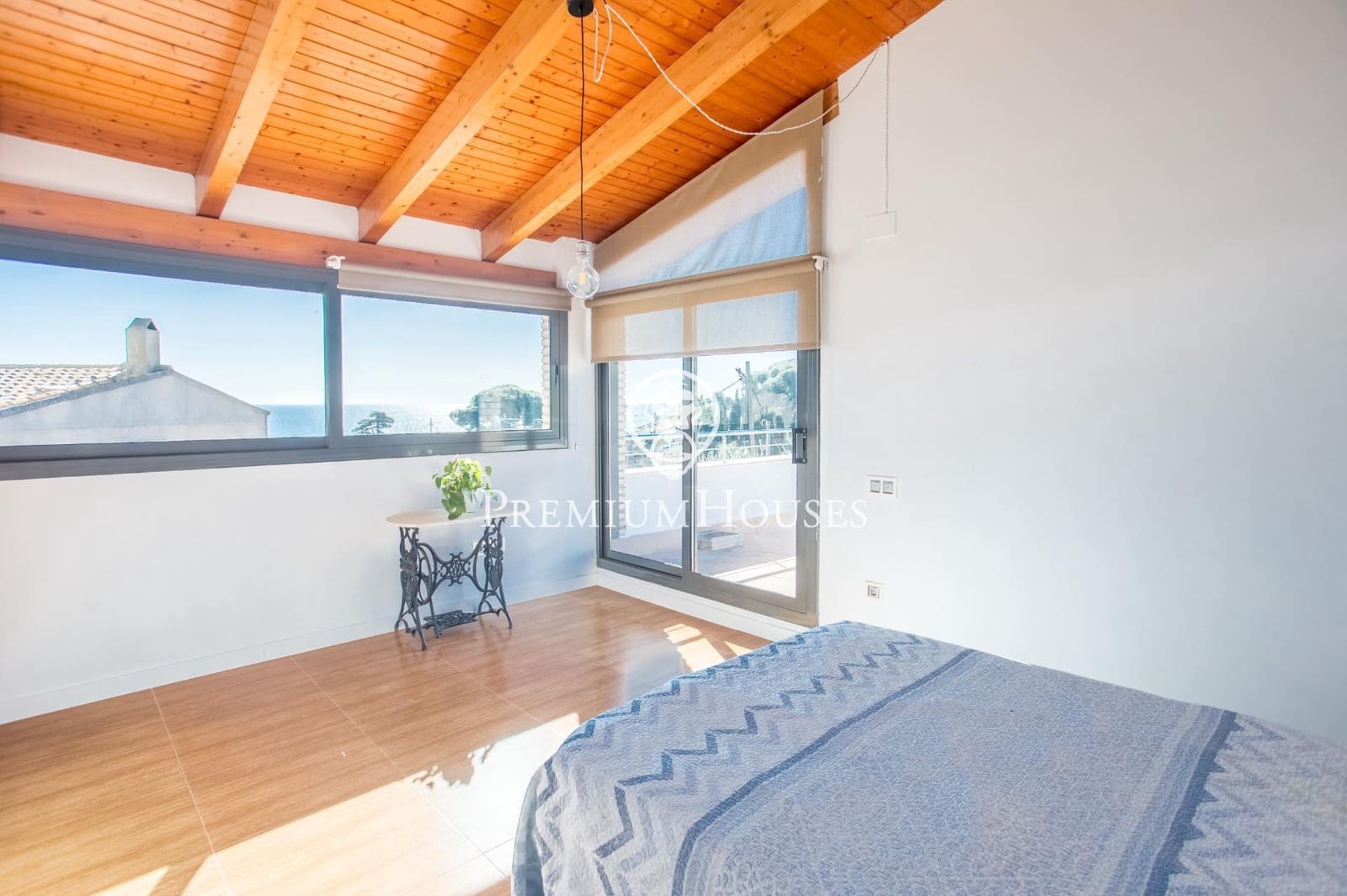 5 bedroom Villa for sale in Arenys de Mar with pool garage - € 825,000 (Ref: 9205064)