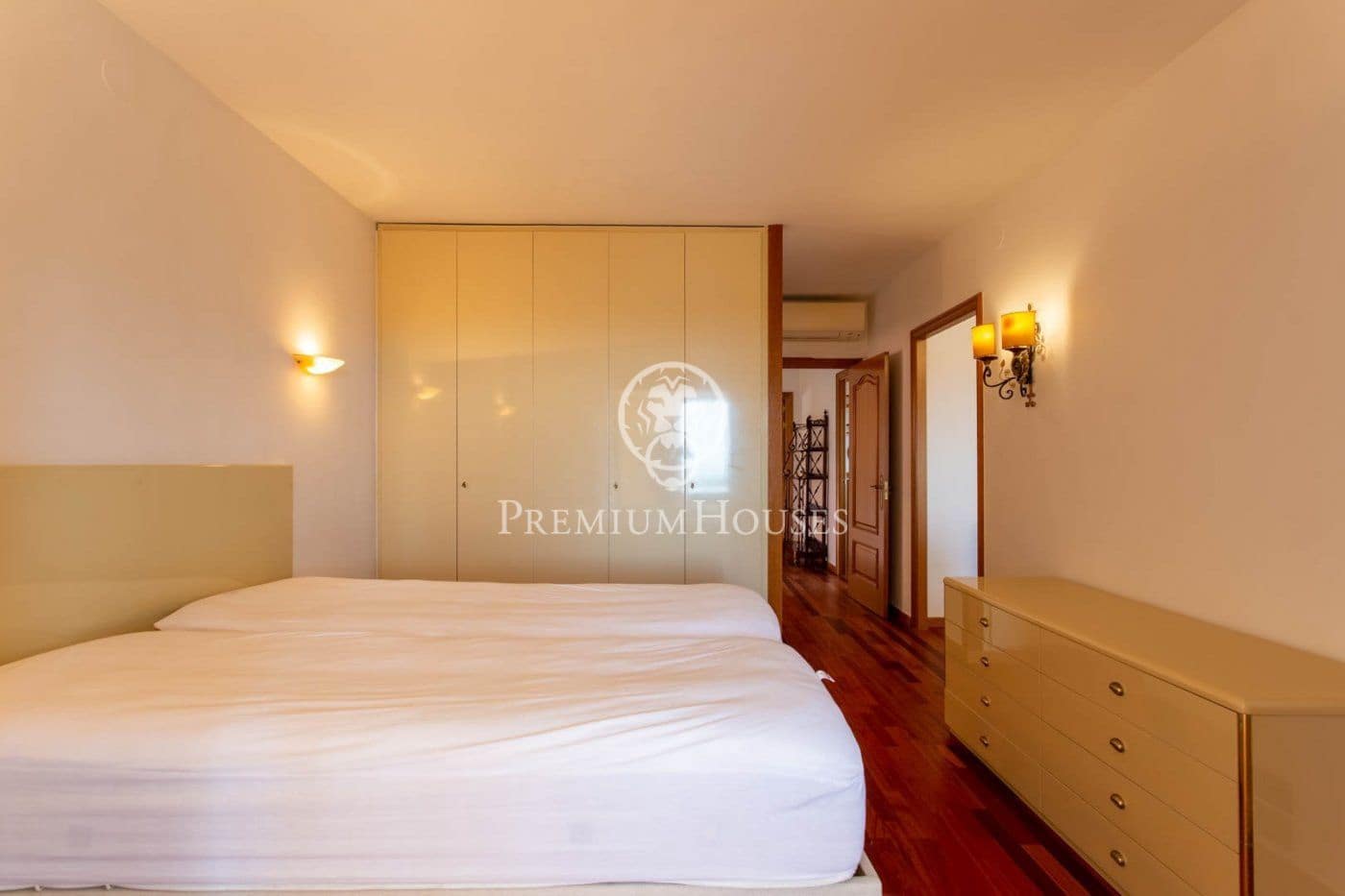 4 sypialnia Willa do wynajęcia w Vilassar de Dalt z basenem - 3 950 € (Ref: 9205066)